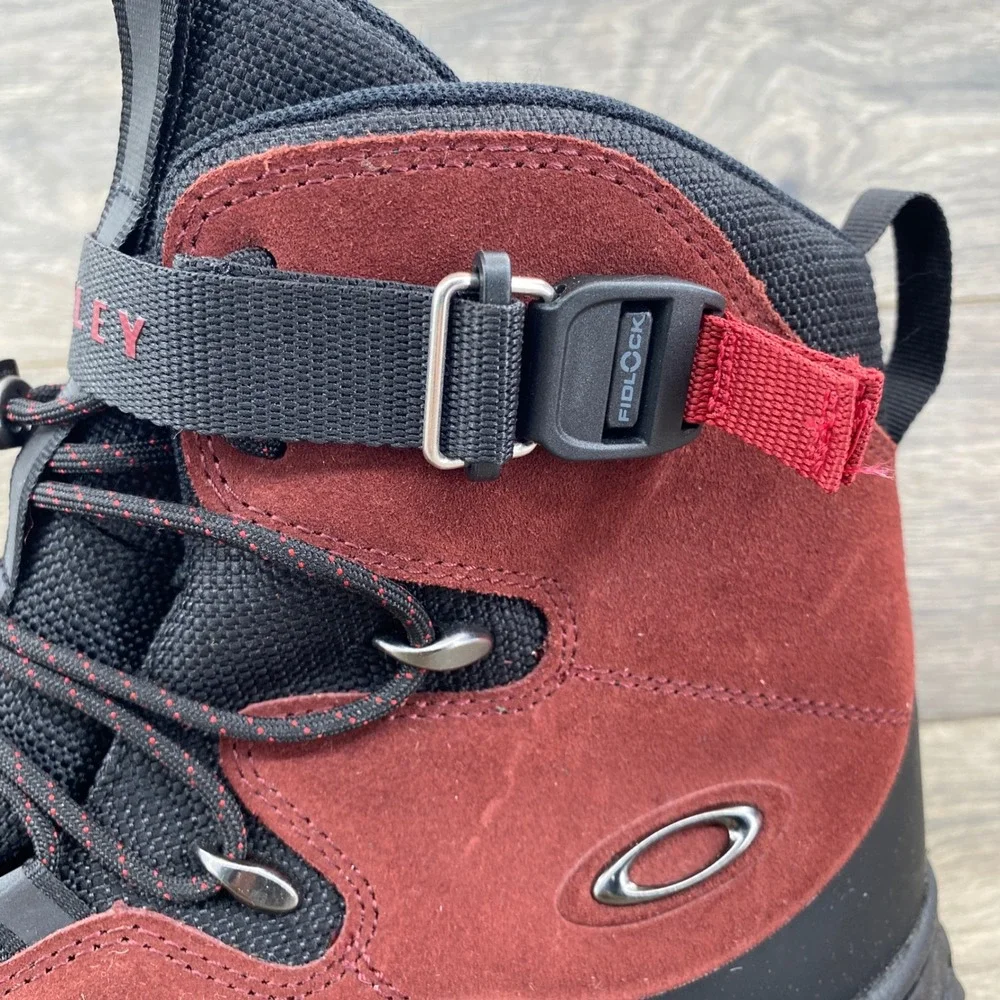 Oakley Meridian Terrain Hiking Boots Mens 13 Red Black Suede Vibram FOF100582